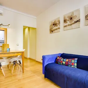 Cozy 2 Bedroom Next To Arc De Triomf Barcellona